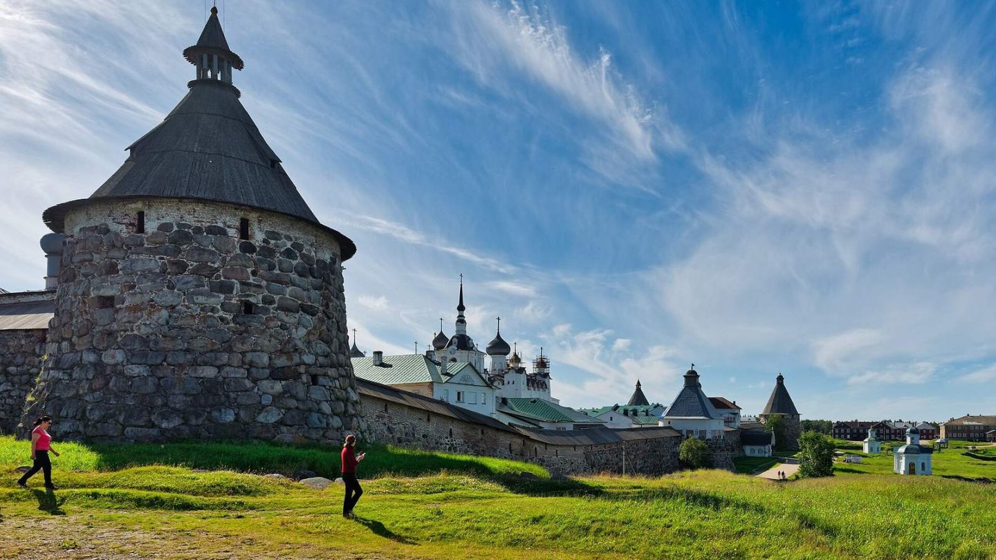 Большой Соловецкий остров: география, карта, история и соседний Заяцкий